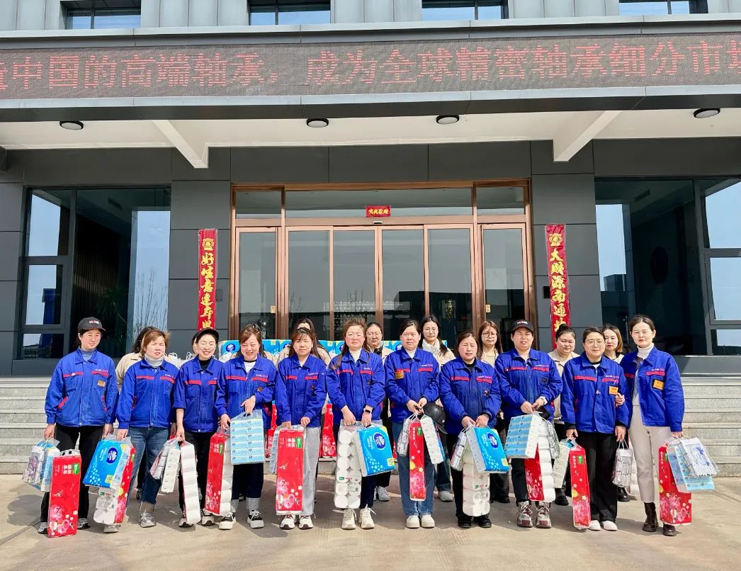 女性的力量 從不渺小一一鴻元的女神們節(jié)日快樂！